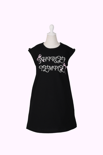 ロゴプリントTシャツワンピース（Sister） – Shirley Temple