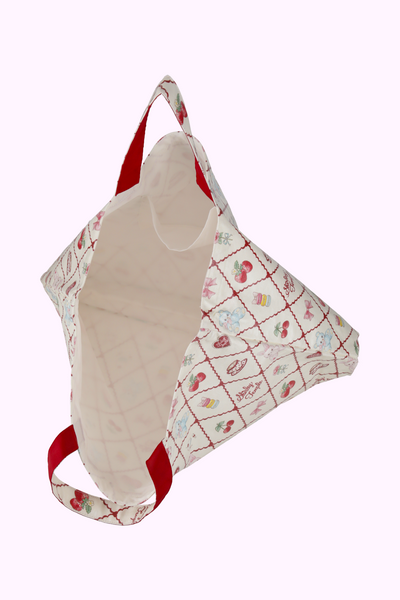 シャルロットの宝物プリントレッスンバッグ